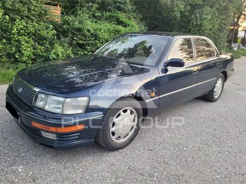 1995 Lexus LS400
