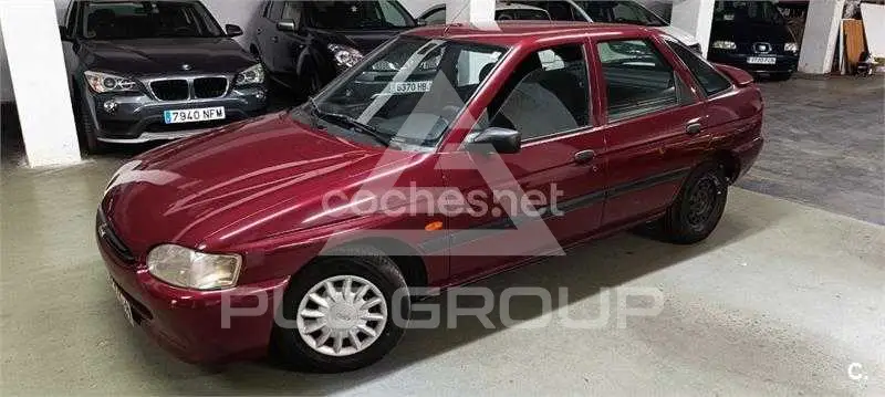 1995 Ford ESCORT