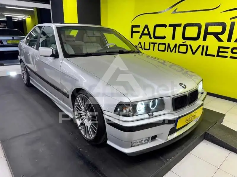 1996 BMW 3 series