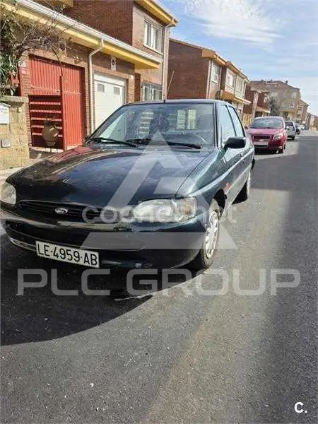1996 Ford ESCORT
