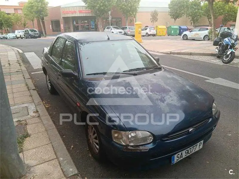 1996 Ford ESCORT