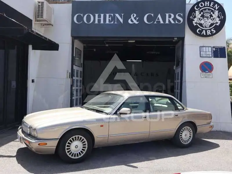1997 Jaguar XJ