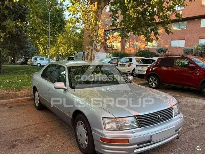 1997 Lexus LS400