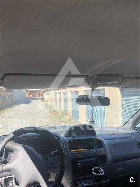 1998 Mitsubishi L300