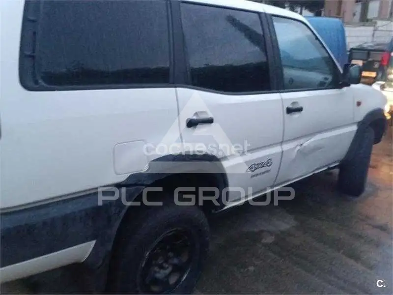 1998 Nissan Terrano