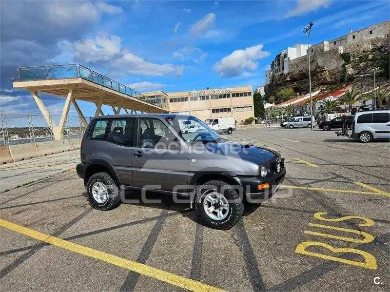 1998 Nissan Terrano