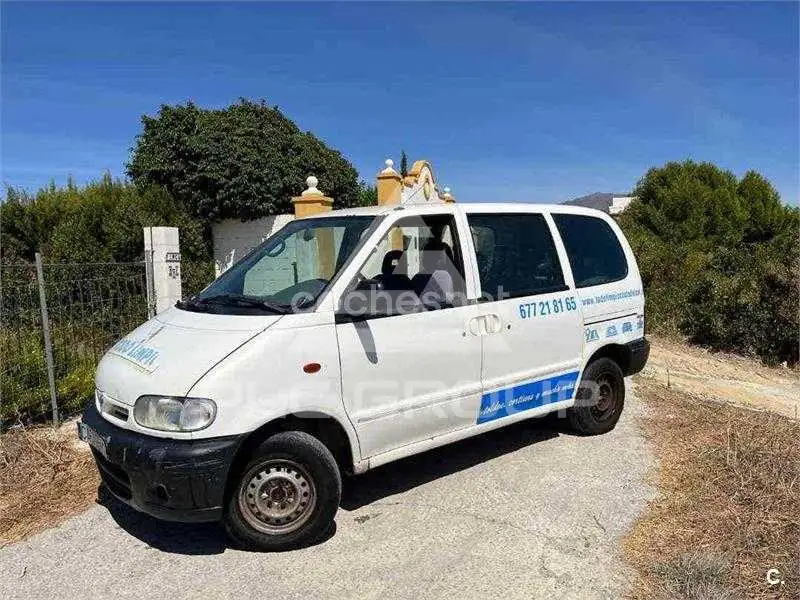 1998 Nissan Serena