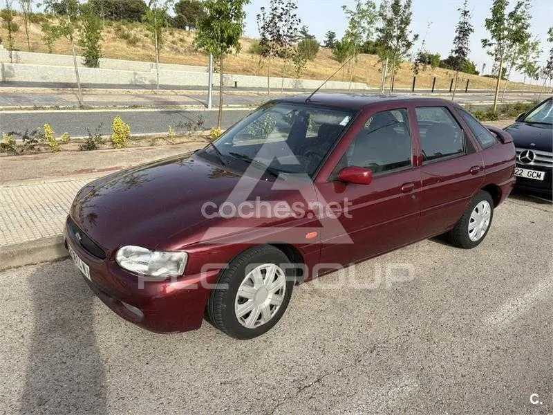 1998 Ford ESCORT