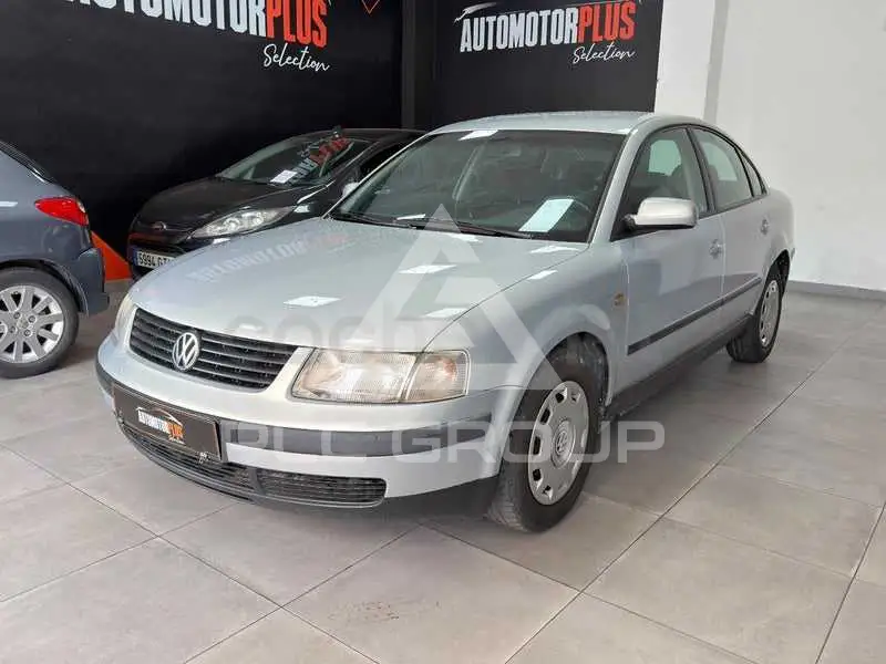 1998 Volkswagen Passat