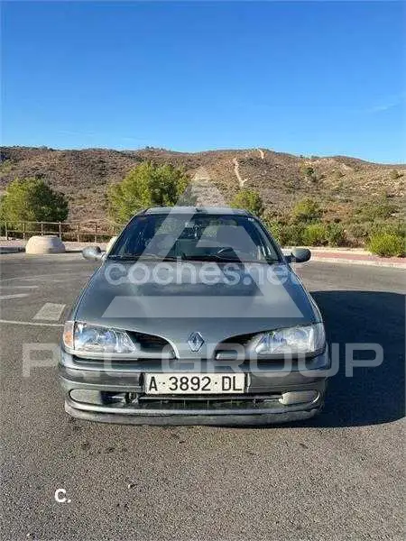 1998 Renault Megane