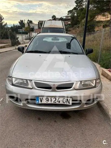 1999 Mitsubishi Carisma