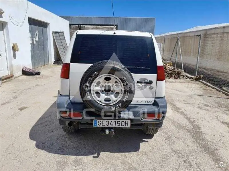 1999 Nissan Terrano