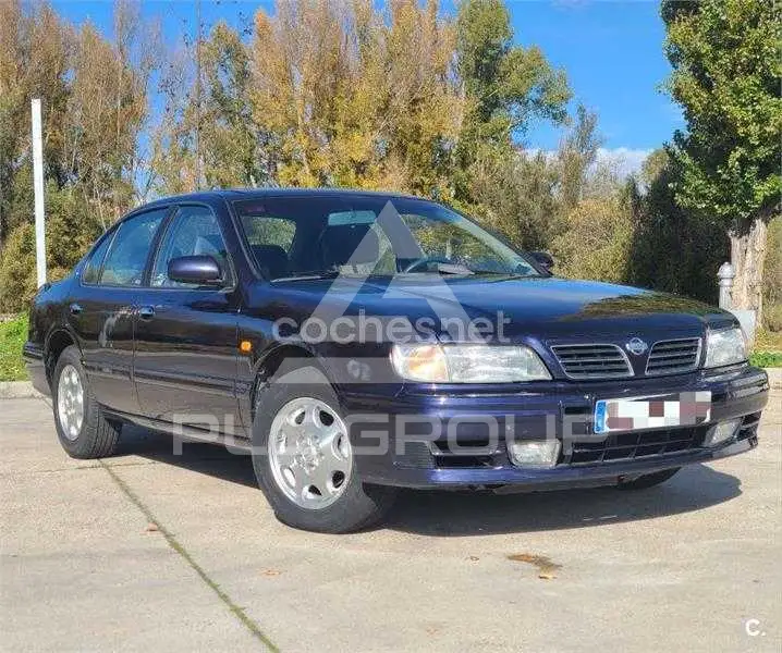 1999 Nissan MAXIMA