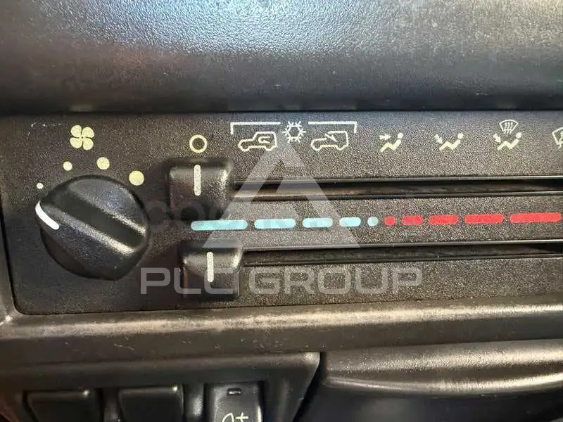 1999 Jeep WRANGLER