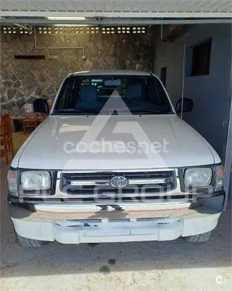 1999 Toyota Hilux