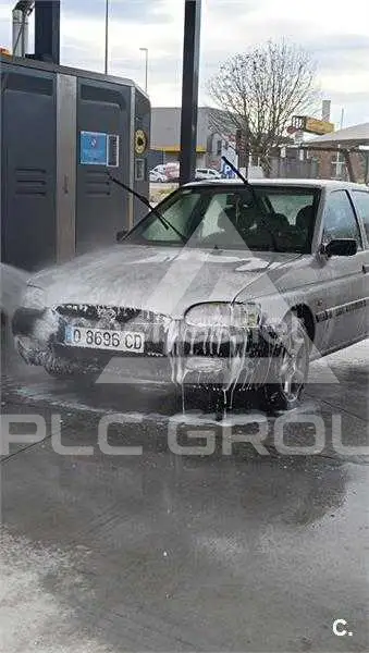 1999 Ford ESCORT