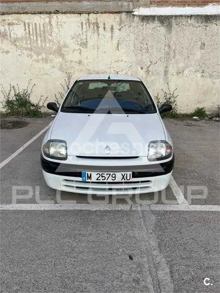 1999 Renault Clio
