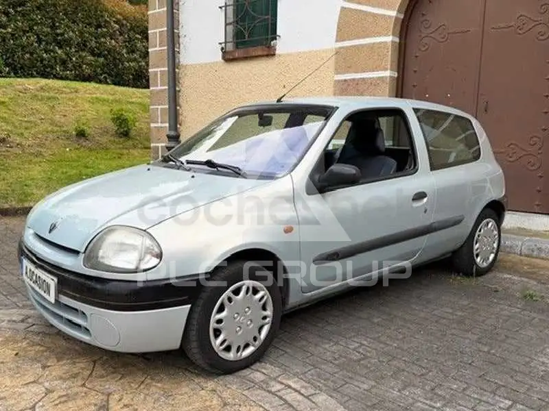 1999 Renault Clio