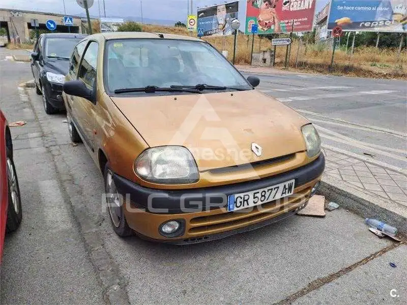 1999 Renault Clio