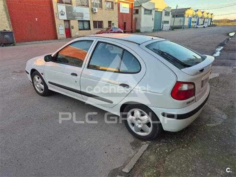 1999 Renault Megane