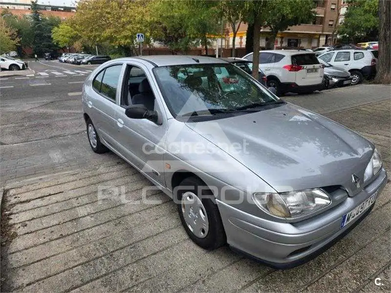 1999 Renault Megane