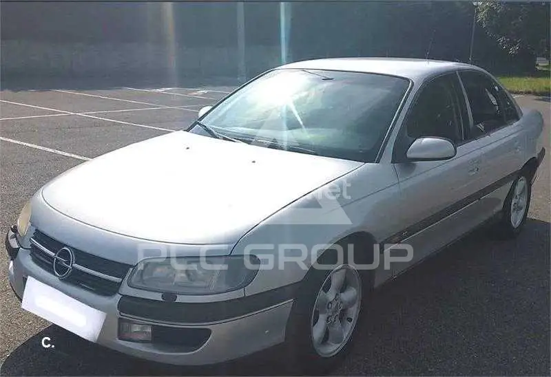1999 Opel Omega