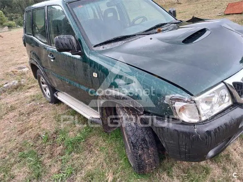 2000 Nissan Terrano