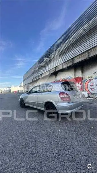2000 Nissan ALMERA