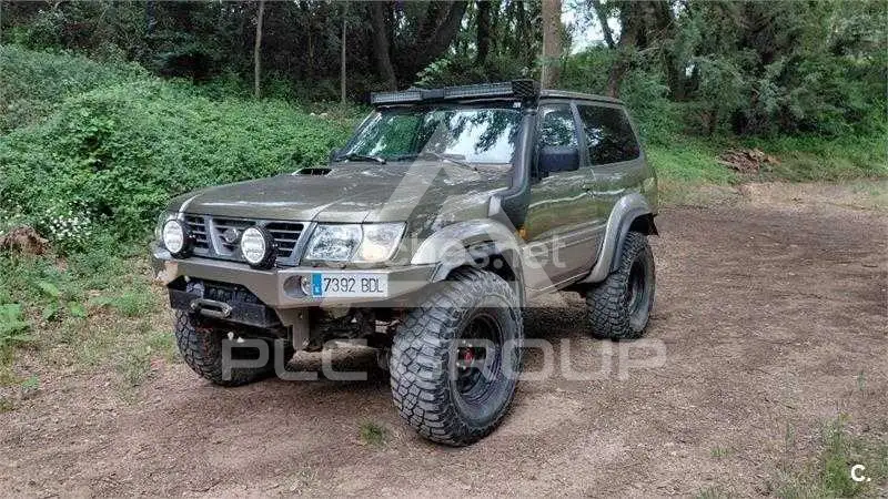2000 Nissan Patrol