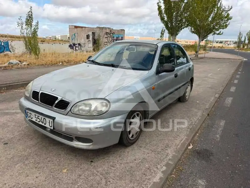 2000 GM Daewoo LANOS