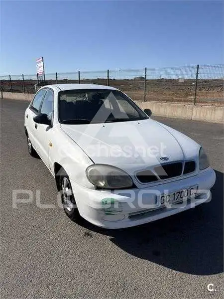 2000 GM Daewoo LANOS