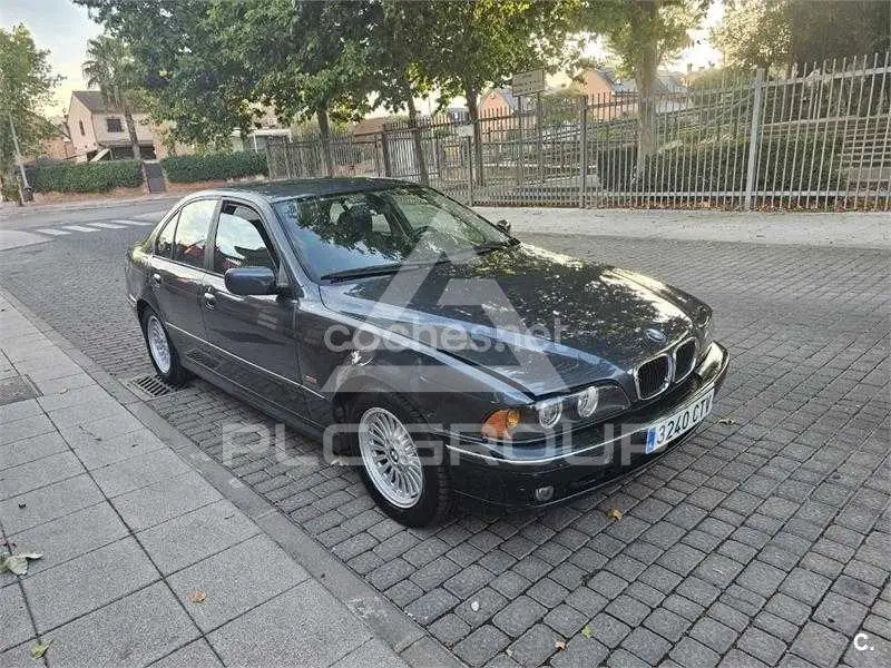 2000 BMW 5 series