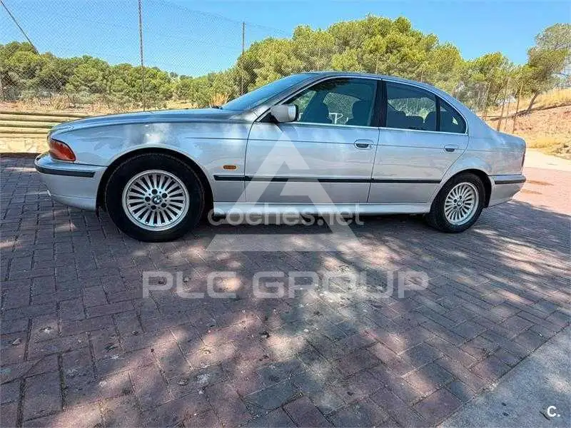 2000 BMW 5 series