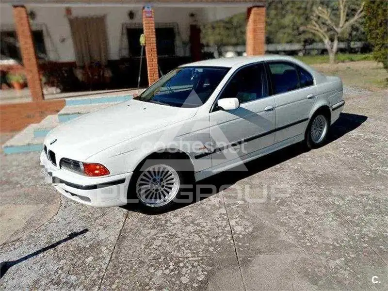 2000 BMW 5 series