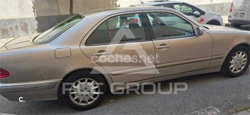 2000 Mercedes Benz E-Class