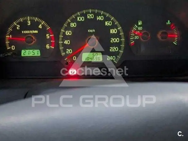 2000 Volvo S40