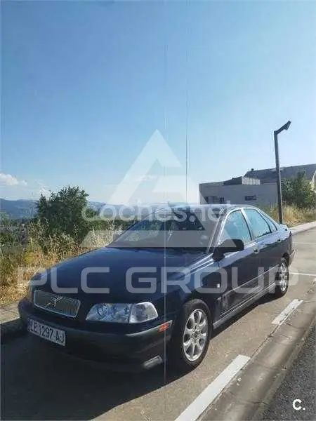 2000 Volvo S40