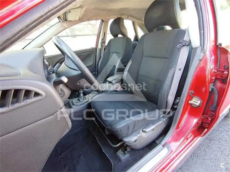 2000 Volvo S40