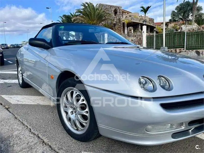 2000 Alfa Romeo Spider