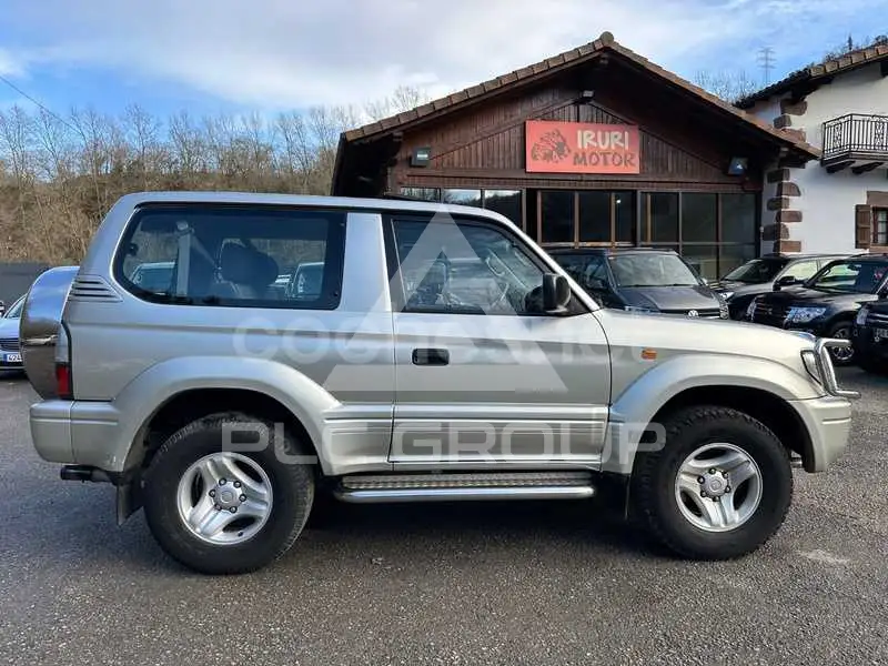 2000 Toyota LAND CRUISER