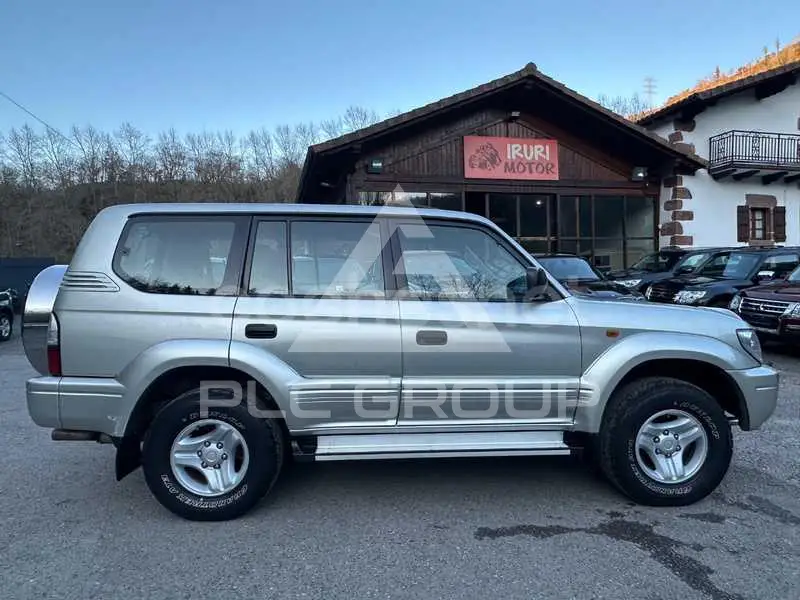 2000 Toyota LAND CRUISER
