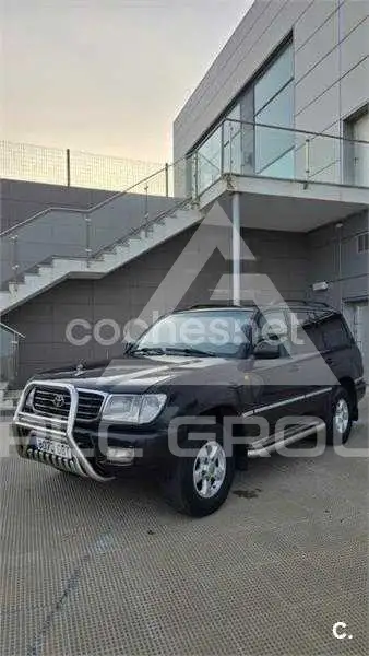 2000 Toyota LAND CRUISER