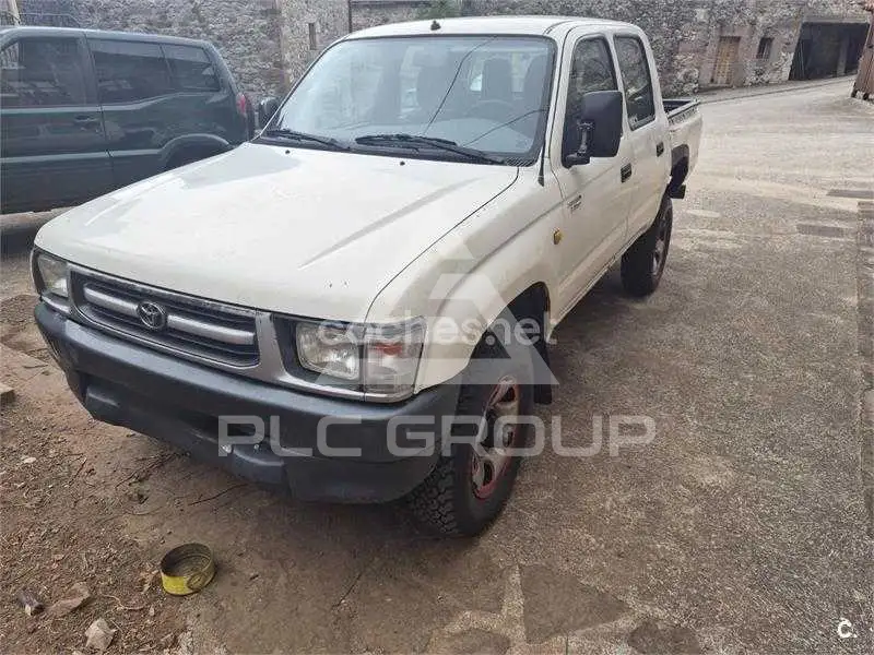2000 Toyota Hilux
