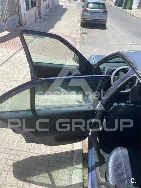 2000 Peugeot 306