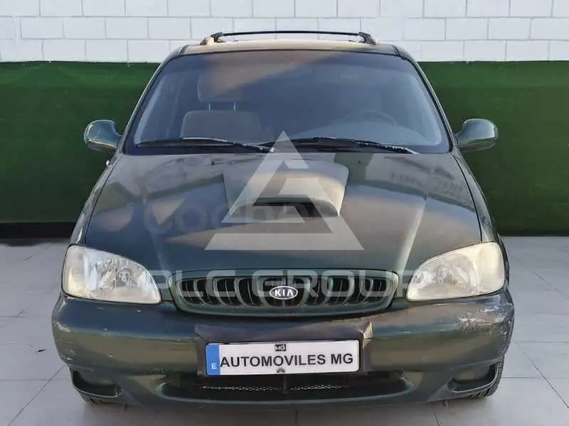 2000 KIA Carnival