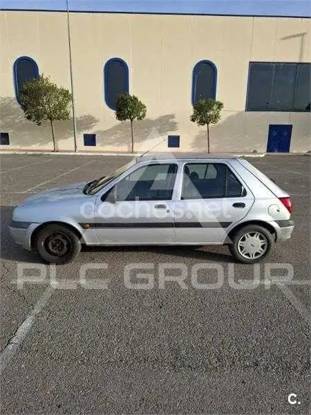 2000 Ford FIESTA