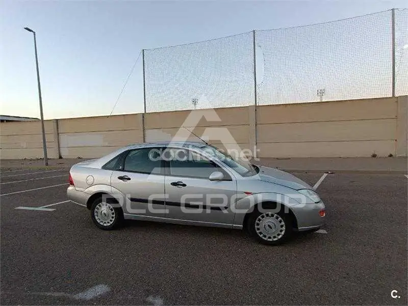 2000 Ford FOCUS