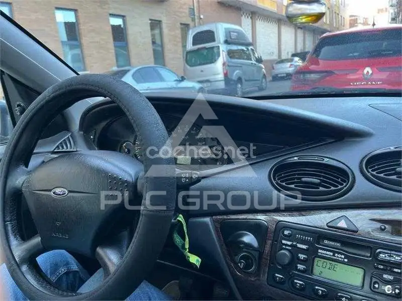 2000 Ford FOCUS