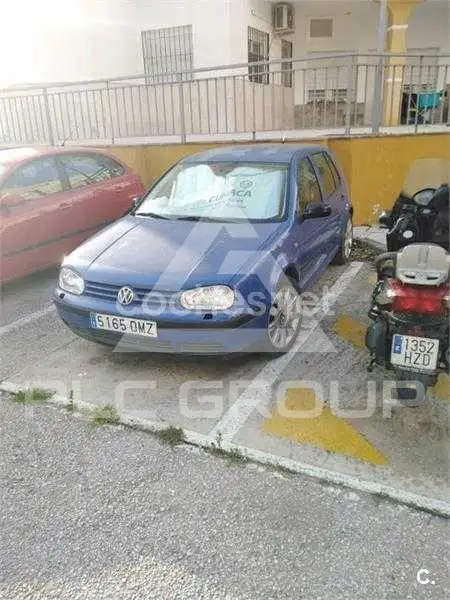 2000 Volkswagen GOLF