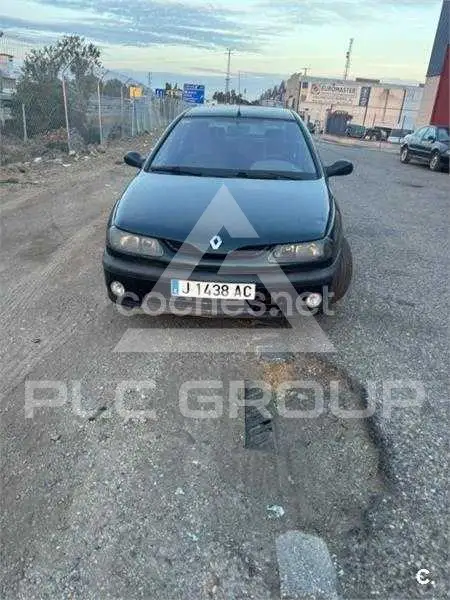 2000 Renault Laguna